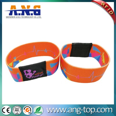 Impresión de tejido elástico pulsera RFID Mifare 1k pulsera para el parque acuático