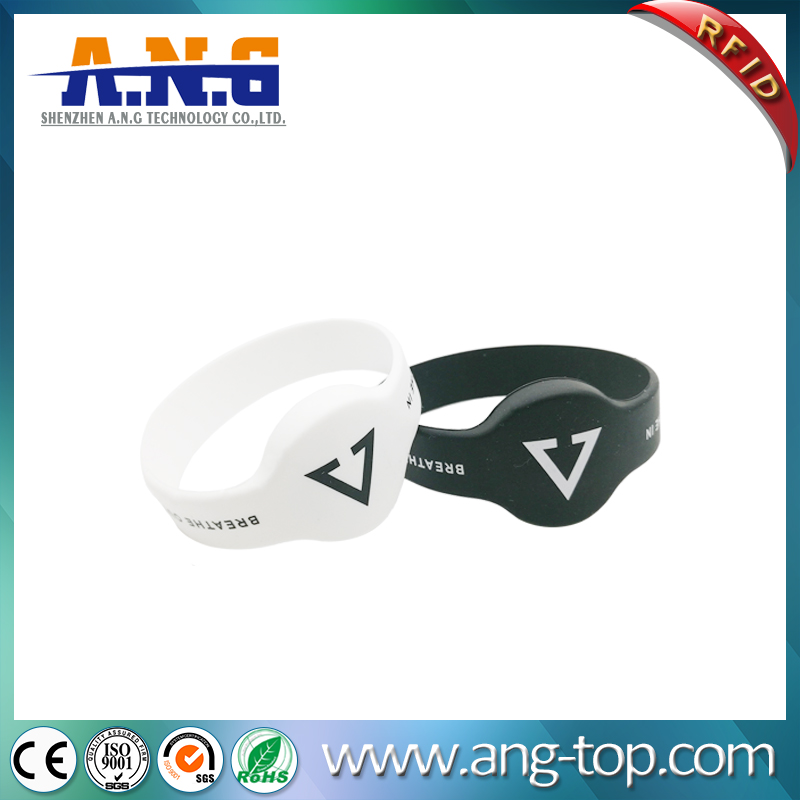 Comfortable RFID Silicone Wristbands And Cashless Ticketing For Concerts