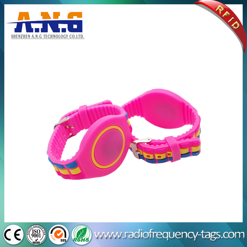 Passive Adjustable RFID Wristbands for Amusement Park and Waterparks