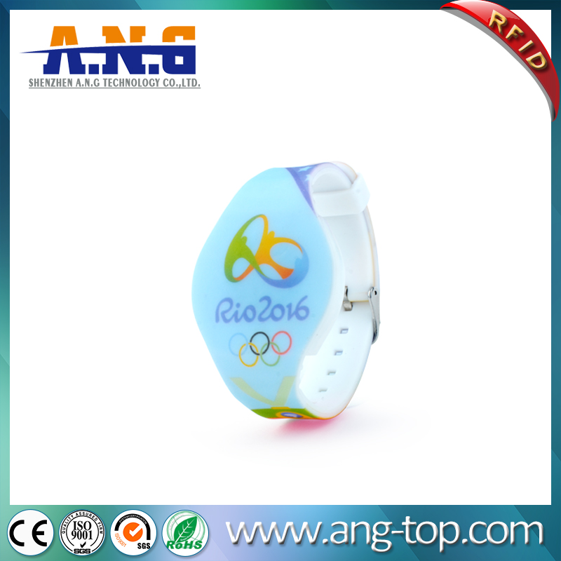 13.56MHz Adjustable Waterproof Silicone RFID Bracelet For Swimming Pool